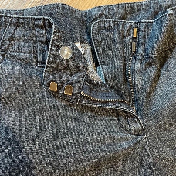 Ann Taylor Signature Jean Shorts - Picture 2 of 7